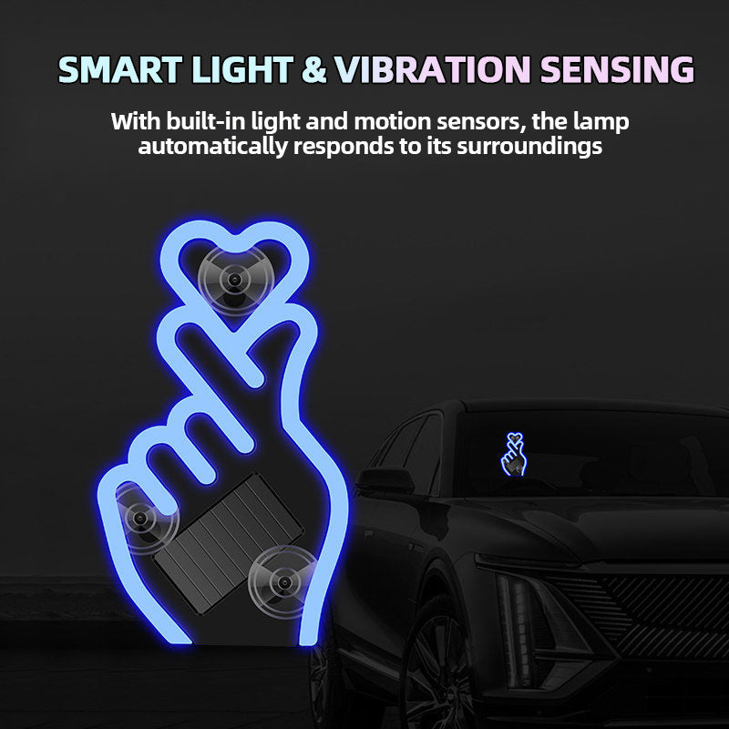 Hjerteformet LED-stemningsbelysning installert i bilen