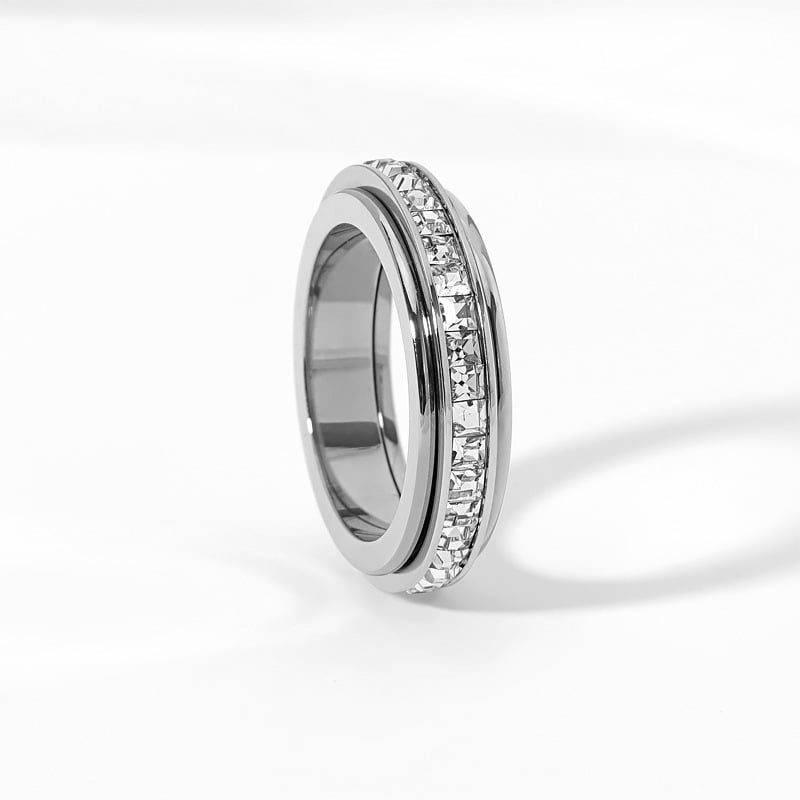 🎁Kun i dag 49 % rabatt – Glitrende snurrende ring, lindrer angst, symboliserer løfter og lykke, vanntett og fargebestandig